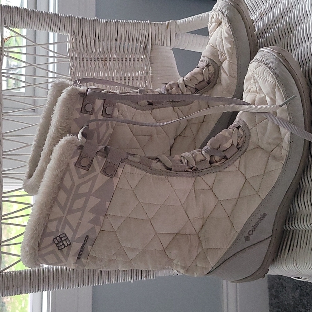 Womens snow boot